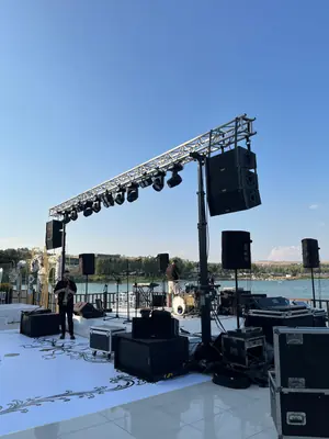 Göl Kenarı Canlı Müzik & Akustik Sahne Kurulumu